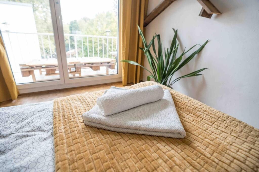 Cozy And Stylish Apartment Near Schoenbrunn Castle Відень Екстер'єр фото